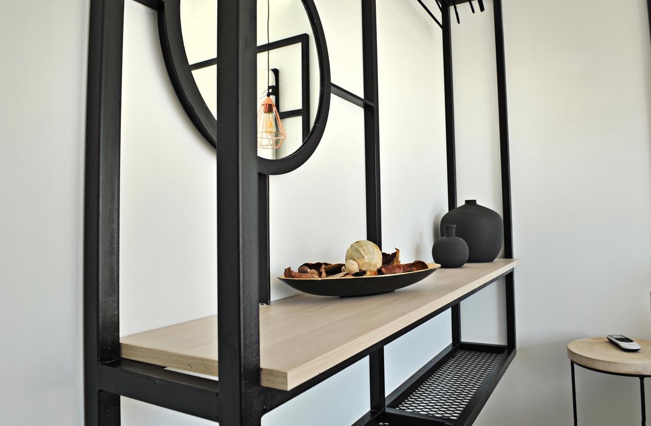 The Athenians Modern Apartments Экстерьер фото