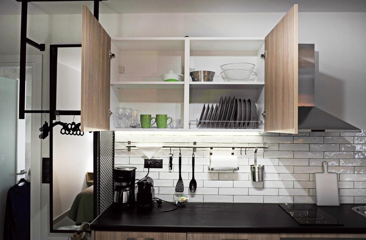 The Athenians Modern Apartments Экстерьер фото