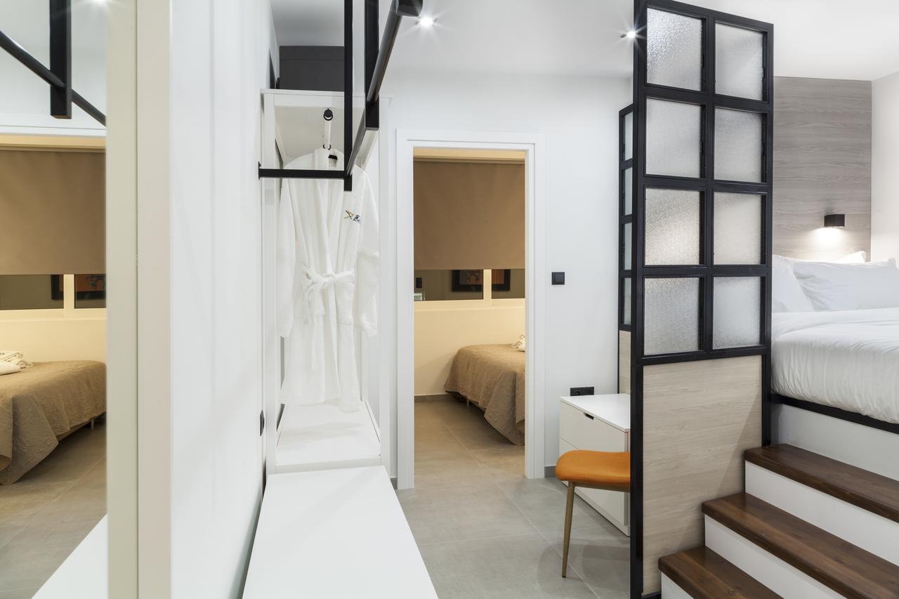 The Athenians Modern Apartments Экстерьер фото